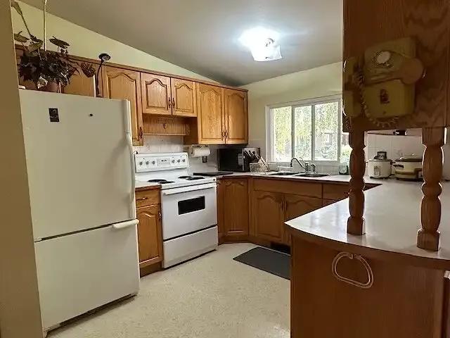 3 Bedroom Apartment Calgary AB 104179961