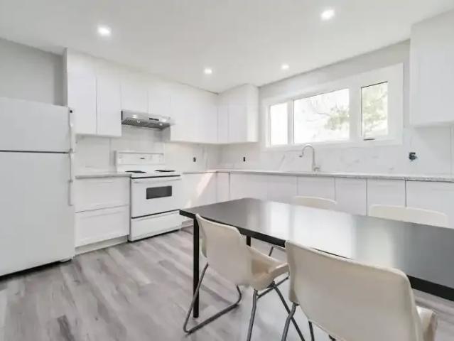 3 Bedroom Apartment Calgary AB 104434301
