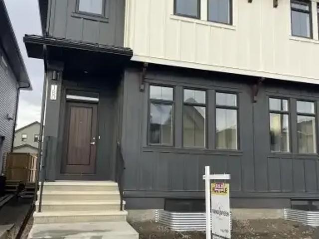 3 Bedroom Apartment Calgary AB 104471228