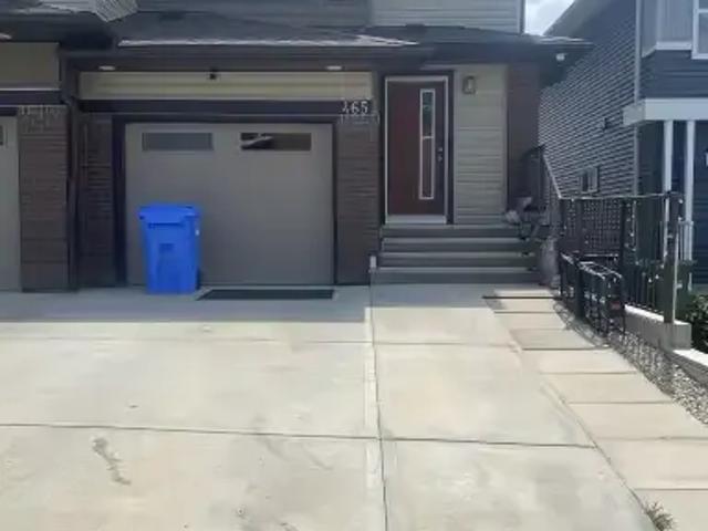 3 Bedroom Apartment Calgary AB 104535522
