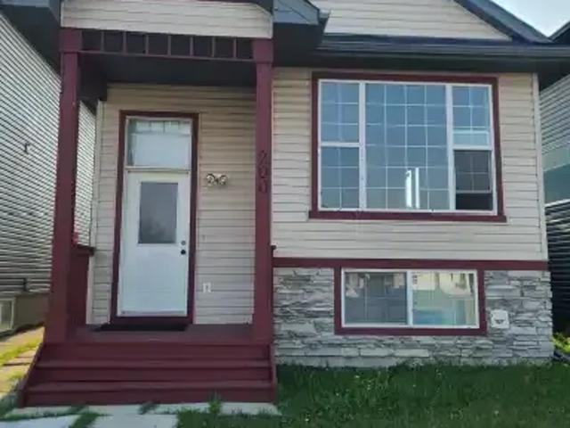 3 Bedroom Apartment Calgary AB 104638380