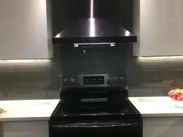 3 Bedroom Apartment Calgary AB 104957624