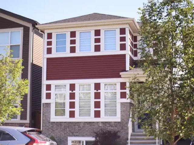 3 Bedroom Apartment Calgary AB 105110855