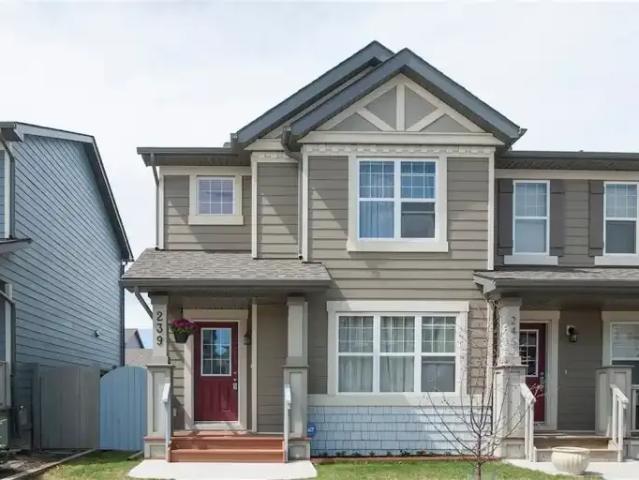 3 Bedroom Apartment Calgary AB 105135566