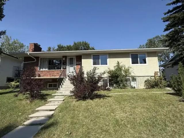 3 Bedroom Apartment Calgary AB 105185913
