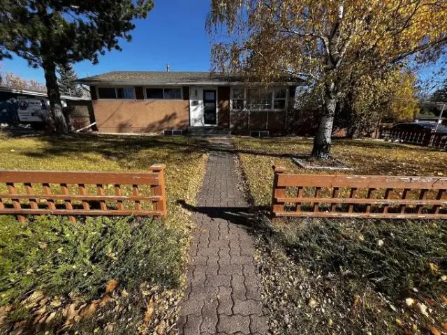 3 Bedroom Apartment Calgary AB 105345020