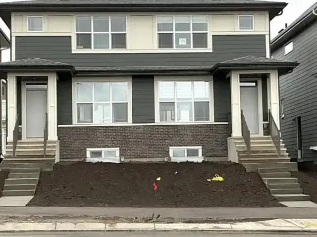 3 Bedroom Apartment Calgary AB 105378440