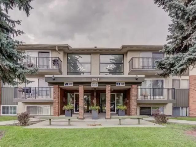 3 Bedroom Apartment Calgary AB 105485889