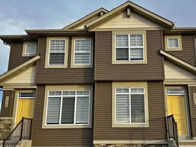 3 Bedroom Apartment Calgary AB 106223509