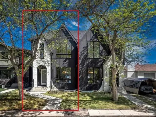 3 Bedroom Apartment Calgary AB 103611686
