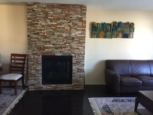3 Bedroom Apartment Calgary AB 103920314
