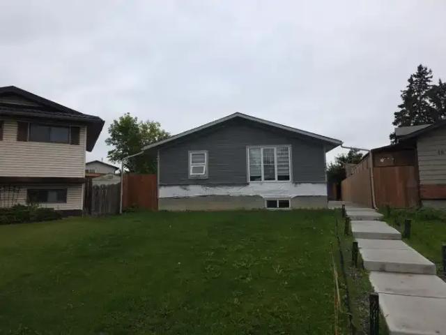 3 Bedroom Apartment Calgary AB LS105505771