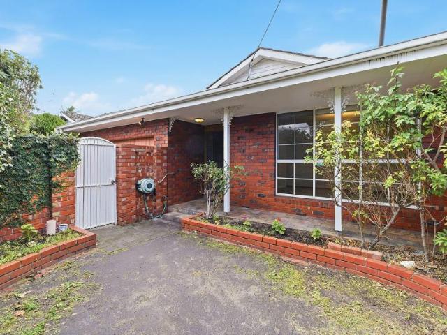 3 Bedroom Apartment Carnegie VIC 104867530