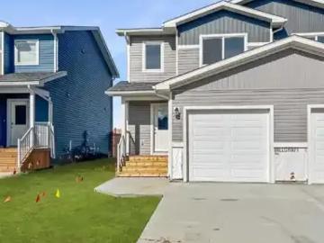 3 Bedroom Apartment Clairmont AB 103368004