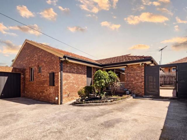 3 Bedroom Apartment Clayton VIC 105825756