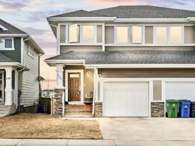 3 Bedroom Apartment Cochrane AB LS104957774