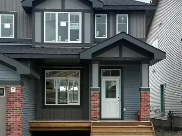 3 Bedroom Apartment Cochrane AB LS105269342
