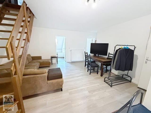 3 bedroom apartment COLOCATION OK