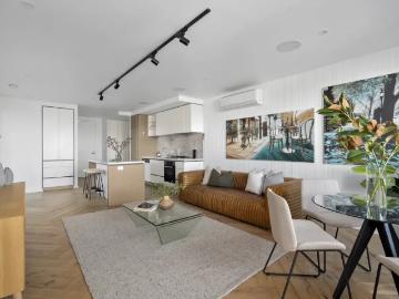 3 Bedroom Apartment Collingwood VIC LS102310753