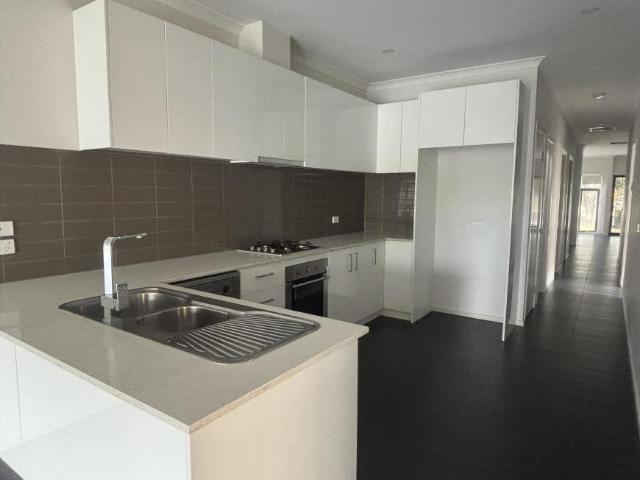 3 Bedroom Apartment Deer Park VIC 103358830