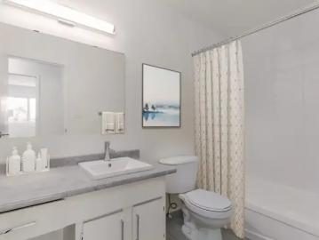 3 Bedroom Apartment Edmonton AB 100757363