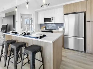 3 Bedroom Apartment Edmonton AB 102845658