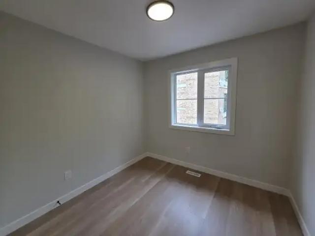 3 Bedroom Apartment Edmonton AB 103338476