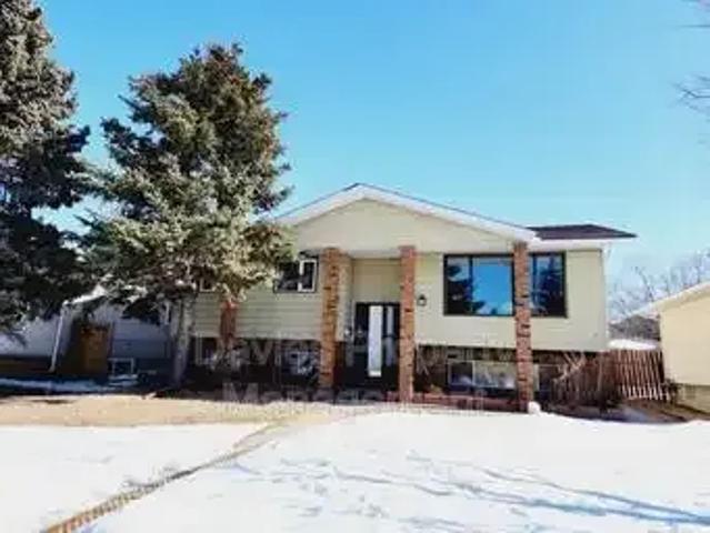 3 Bedroom Apartment Edmonton AB 103920528