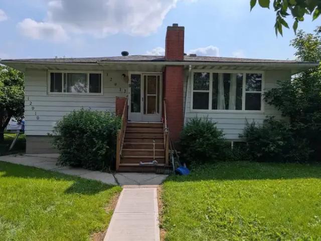 3 Bedroom Apartment Edmonton AB 104067067