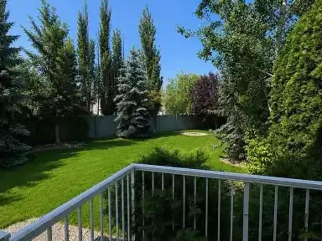 3 Bedroom Apartment Edmonton AB 104182082