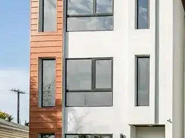 3 Bedroom Apartment Edmonton AB 104470588
