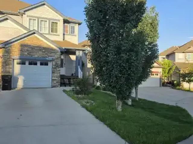 3 Bedroom Apartment Edmonton AB 104864086