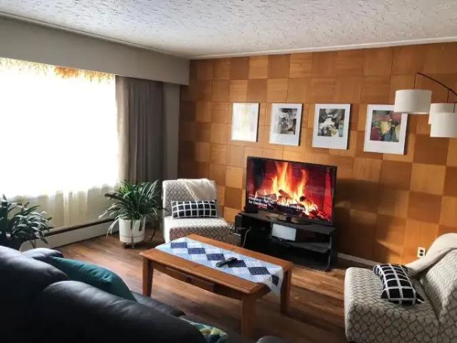 3 Bedroom Apartment Edmonton AB 104876713