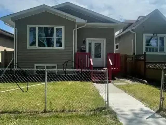 3 Bedroom Apartment Edmonton AB 105150664