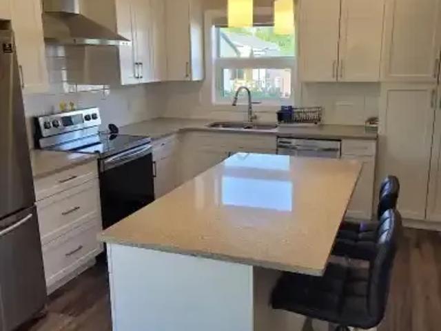 3 Bedroom Apartment Edmonton AB 105100703