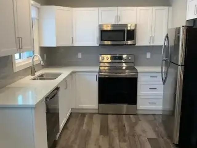 3 Bedroom Apartment Edmonton AB 105248962