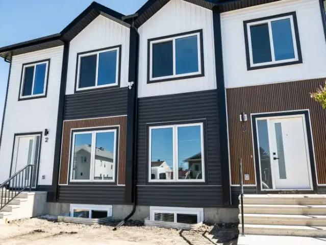 3 Bedroom Apartment Edmonton AB 105326959