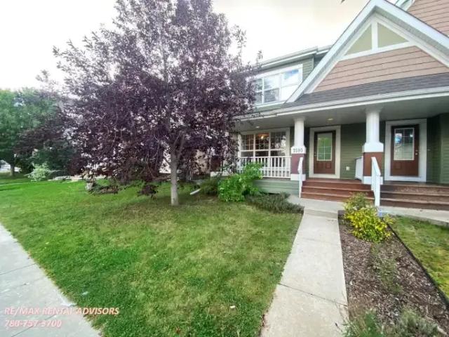3 Bedroom Apartment Edmonton AB 105410707