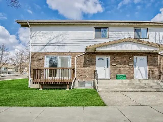 3 Bedroom Apartment Edmonton AB 105410875