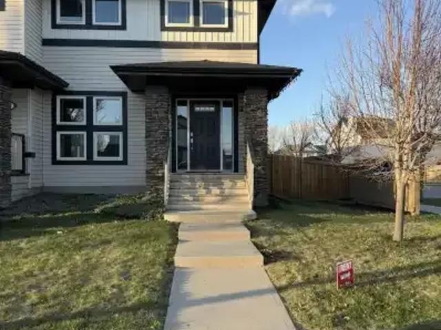 3 Bedroom Apartment Edmonton AB 105565387