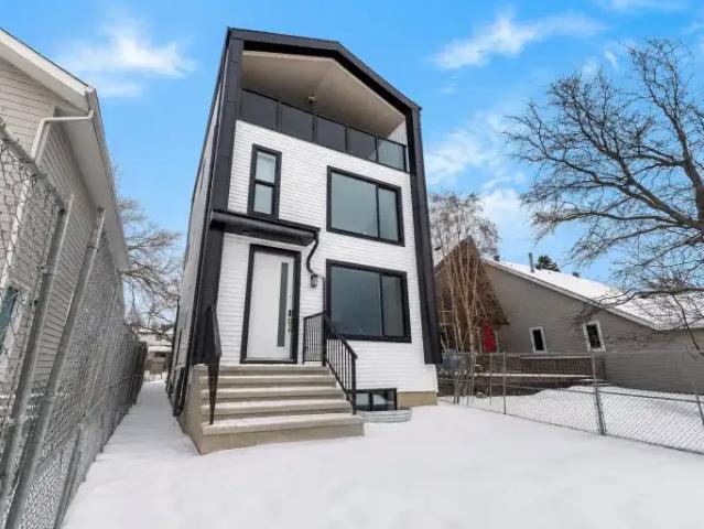 3 Bedroom Apartment Edmonton AB 105525933