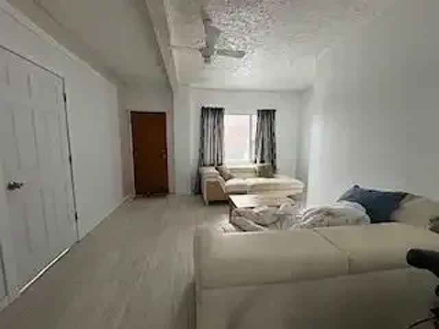 3 Bedroom Apartment Edmonton AB 106181511
