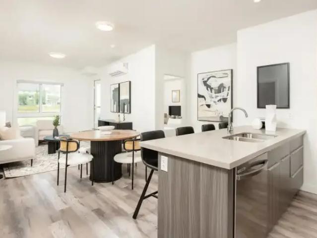 3 Bedroom Apartment Edmonton AB 92504060