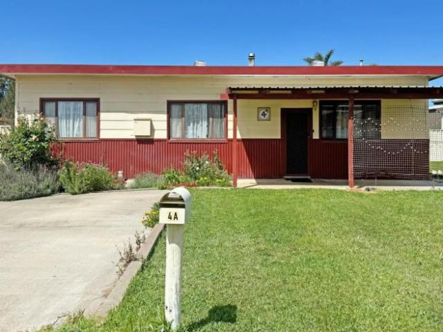 3 Bedroom Apartment Esperance WA 105977747