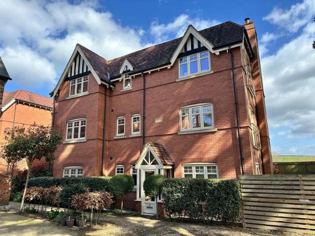 3 Bedroom Apartment Flat