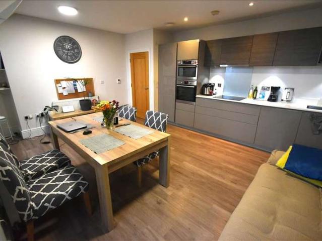 3 Bedroom Apartment Flat