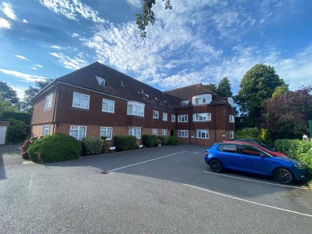 3 Bedroom Apartment Flat