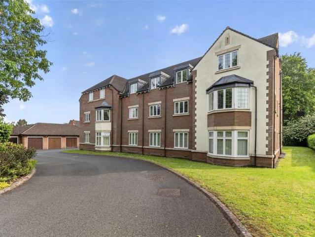 3 Bedroom Apartment Flat