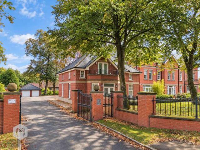3 Bedroom Apartment Flat