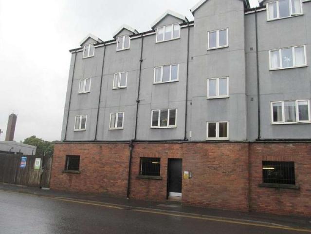 3 Bedroom Apartment Flat